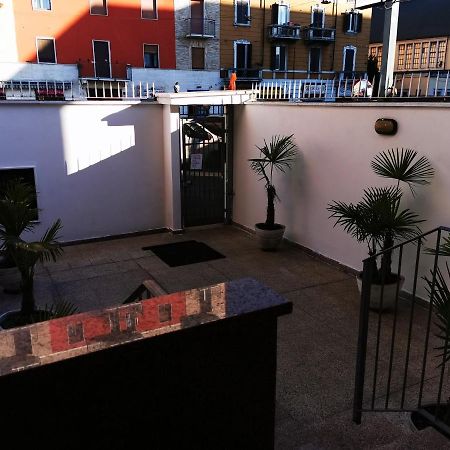 New Luxury Apartment, Milan City Center מראה חיצוני תמונה