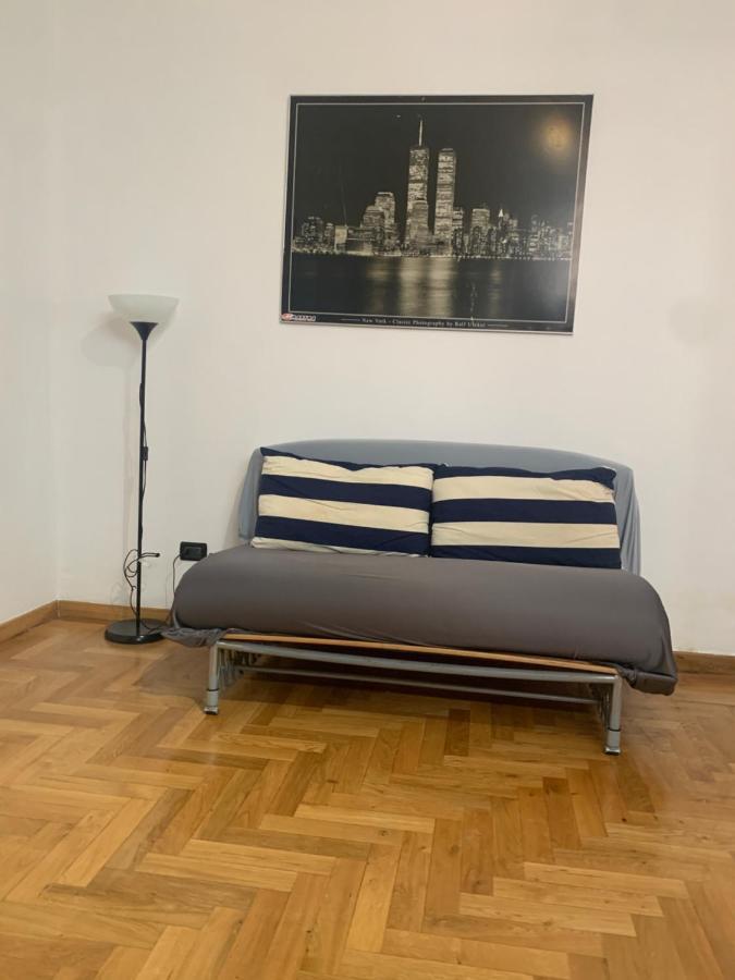 New Luxury Apartment, Milan City Center מראה חיצוני תמונה